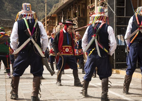 Peruvian dancers in Ollantaytambo Sacred Valley Cusco thumbnail