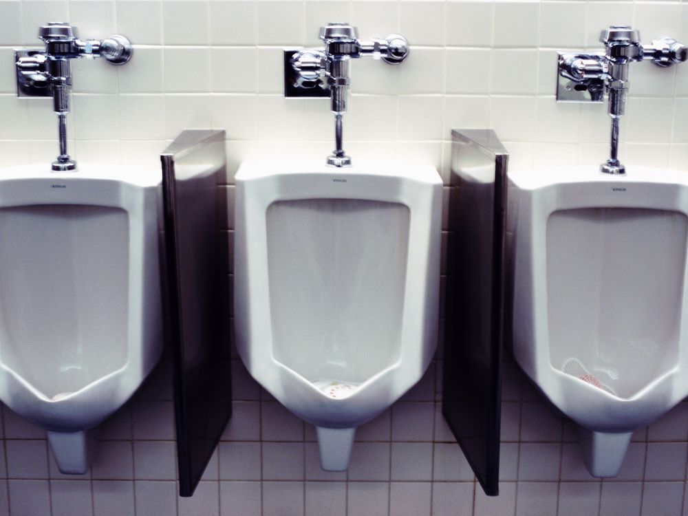 Urinal