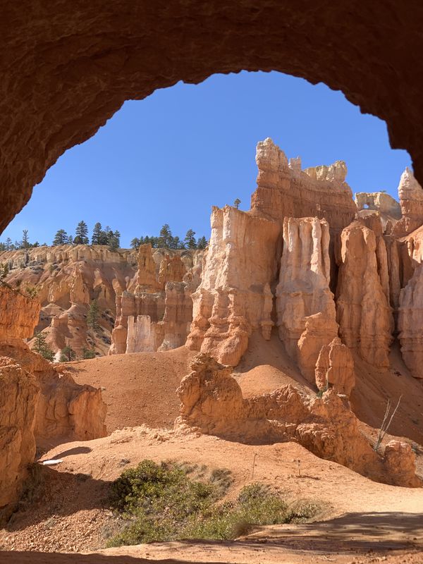 Archway portal to hoodoos in Bryce Canyon National Park Utah thumbnail