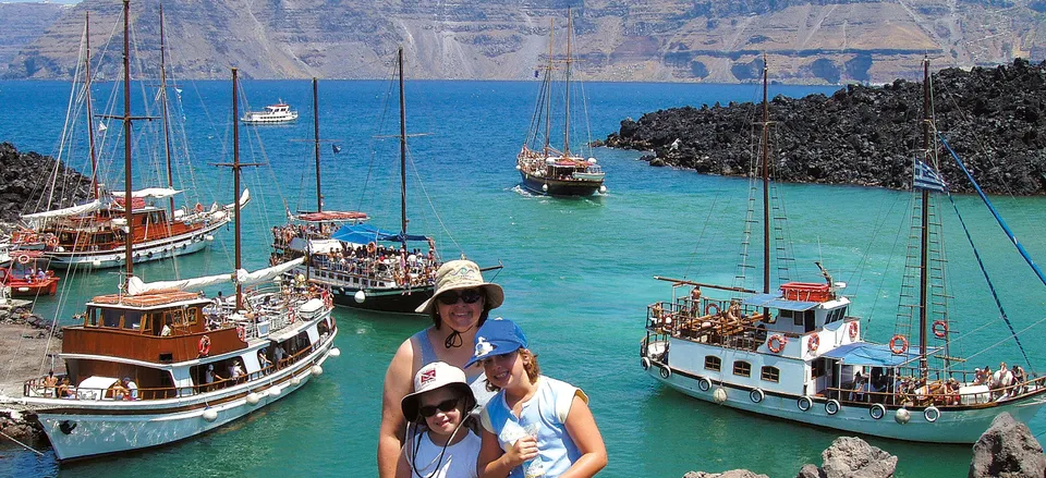  Family members at Santorini 
