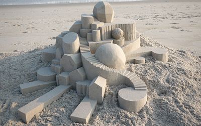 Artist Calvin Seibert has been carving amazing sandcastles on beaches for nearly 30 years.