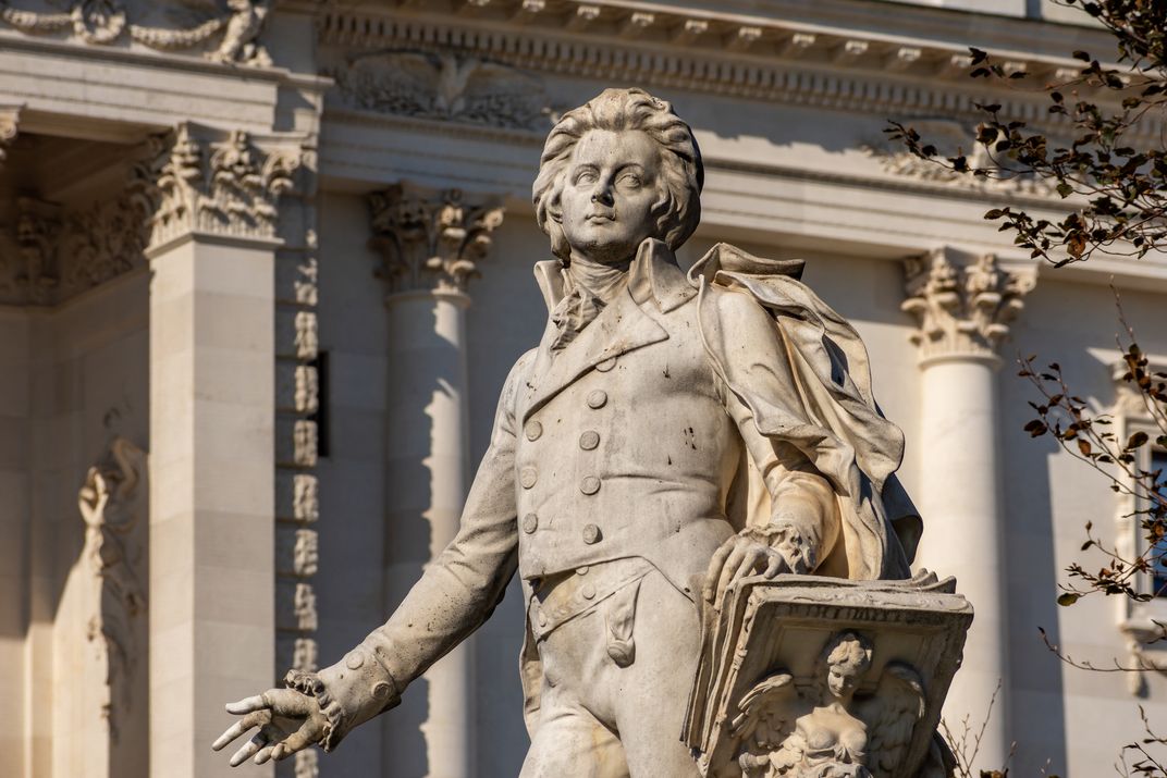 Monument to Mozart, Vienna