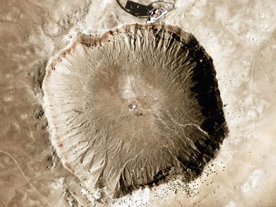 Meteor Crater-arizona.jpg