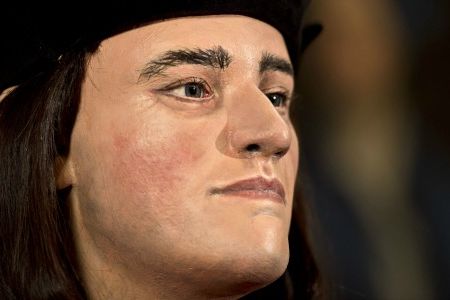 A facial reconstruction of King Richard III, based on an analysis of his recently identified remains and artist portrayals over the years, was unveiled by an eponymous historical society on Tuesday.