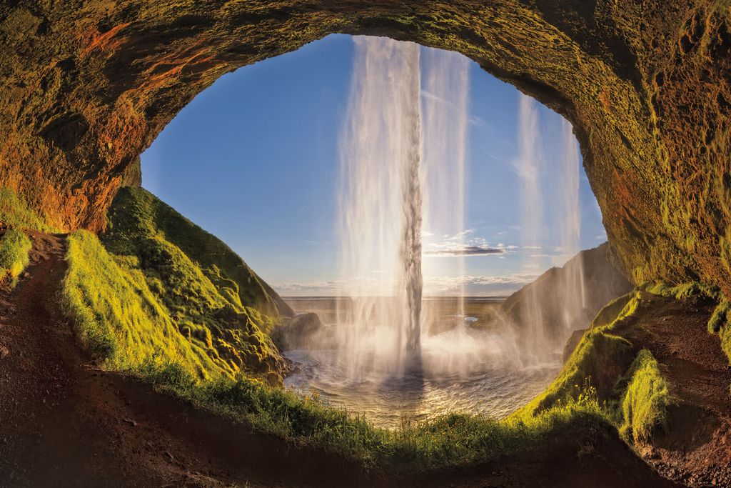 Seljalandsfoss Waterfall
