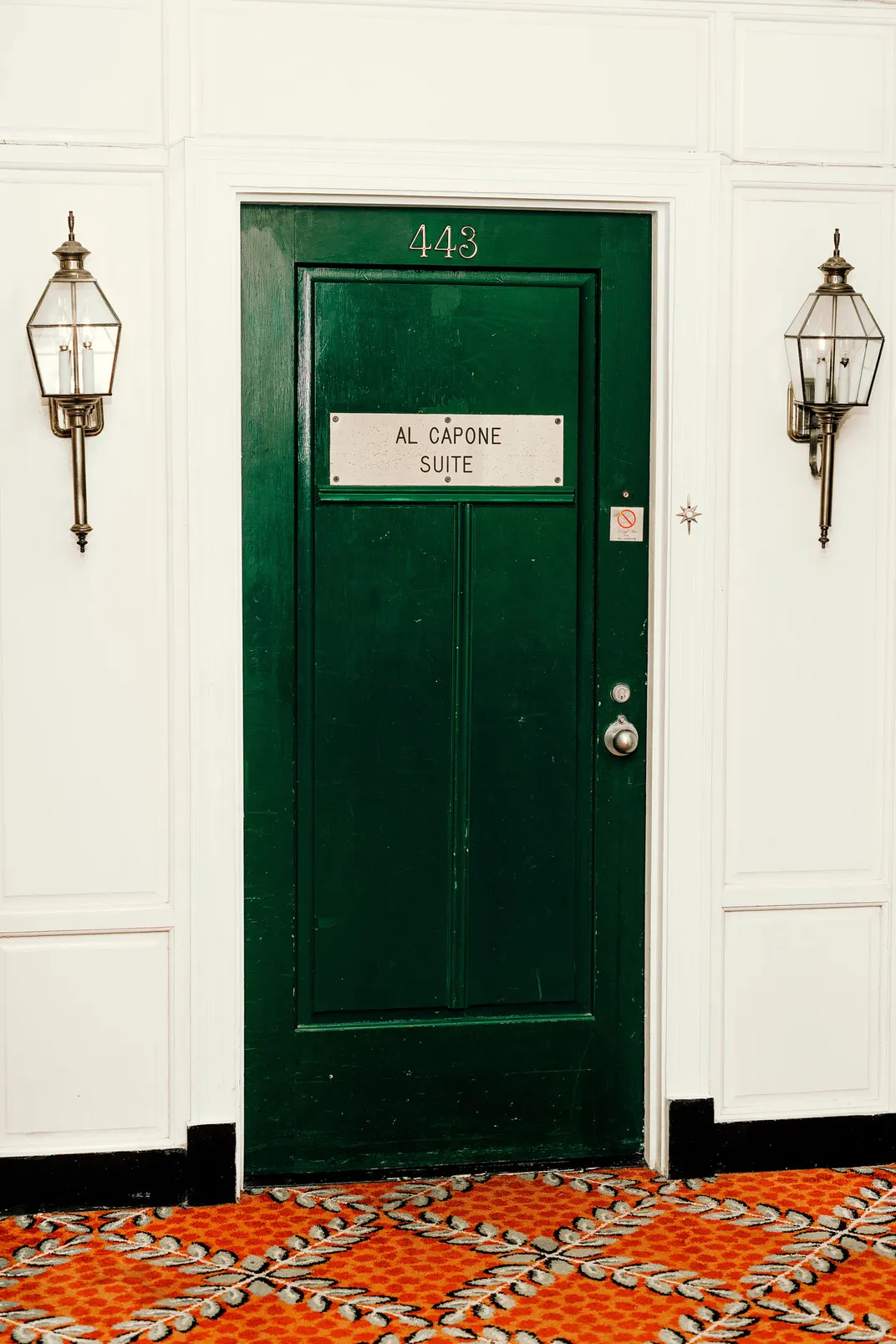 Al Capone Suite at the Arlington Resort Hotel & Spa
