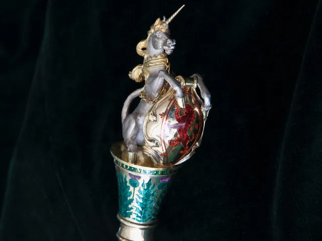 A gilded unicorn atop a silver baton from the regalia of Scotland&#39;s Usher of the White Rod