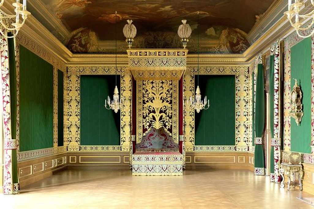 Royal Apartments
