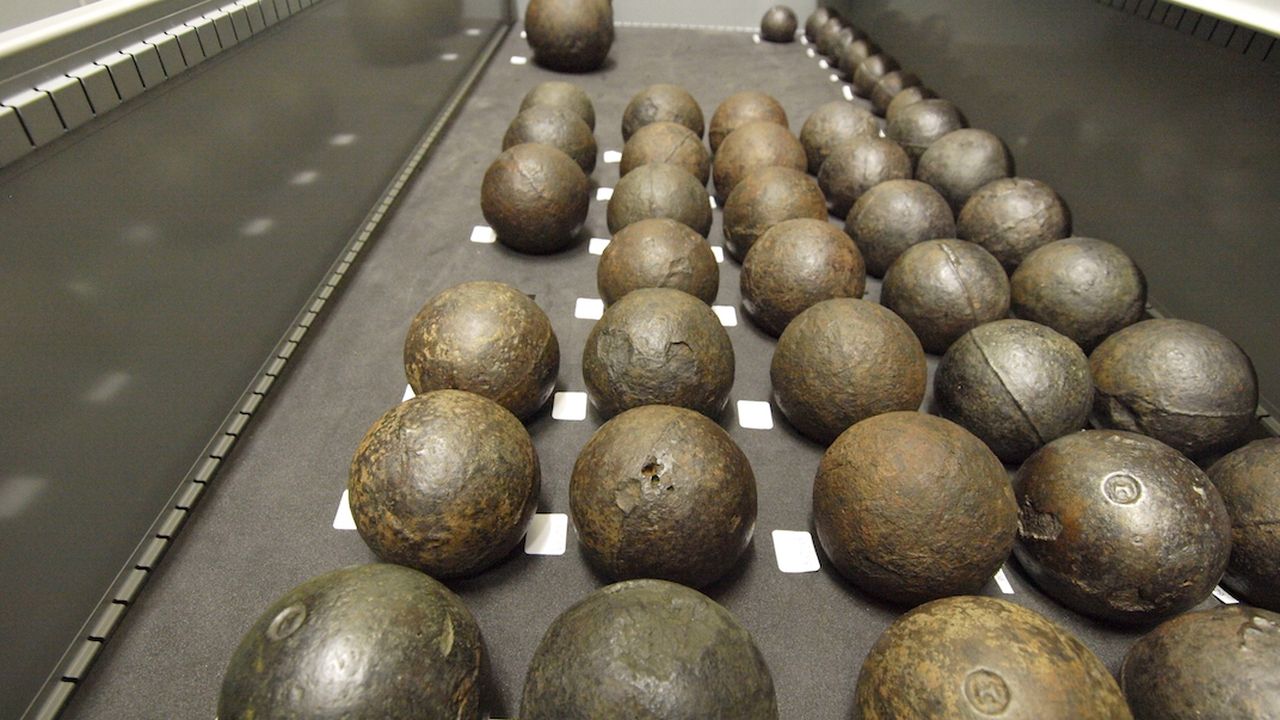 mary_rose_cannoballs.jpeg