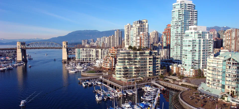  The dynamic cityscape of Vancouver 
