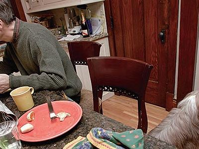 For two years, photographer Dona Schwartz chronicled the newly blended family members' interactions in the shared space of their kitchen.