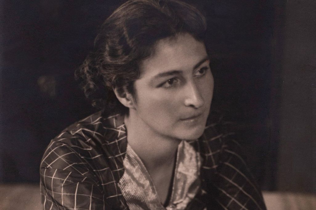 a sepia toned portrait of a woman