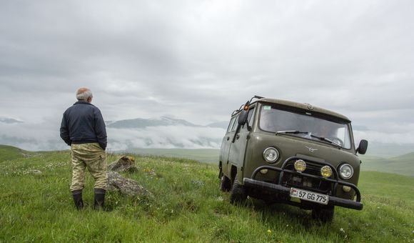 Sasun, a local guide, takes in the view of Mount Ughtasar. (My Armenia Program)