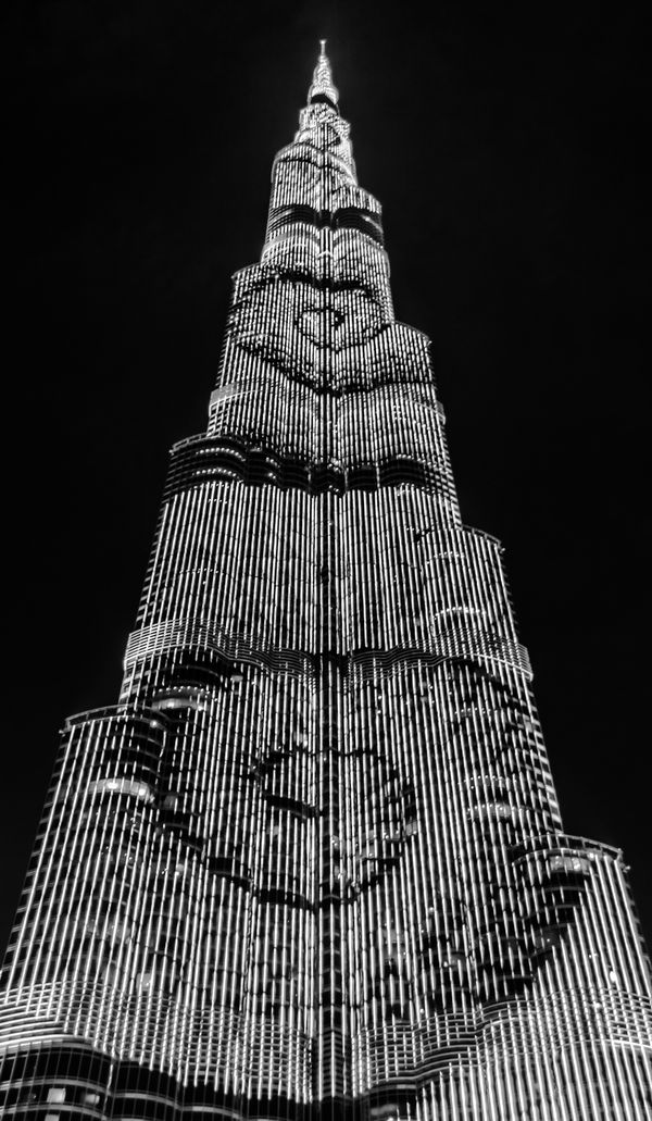 burj khalifa light show 1 thumbnail