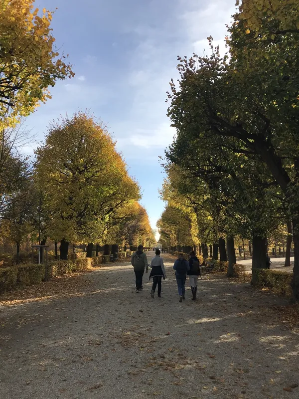 A Fall stroll in the park thumbnail