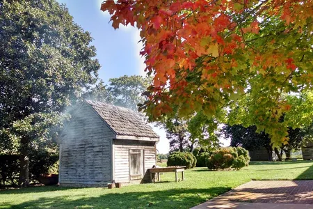 This recreated wooden building resembles one that may have housed enslaved people on John Dickinson's Dover, Delaware, plantation.