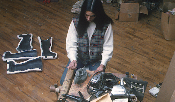 Robin Forbes. Marisol in her studio, ca. 1975-76 (detail). Robin Forbes slides of SoHo, 1975 - 1976. Archives of American Art, Smithsonian Institution.