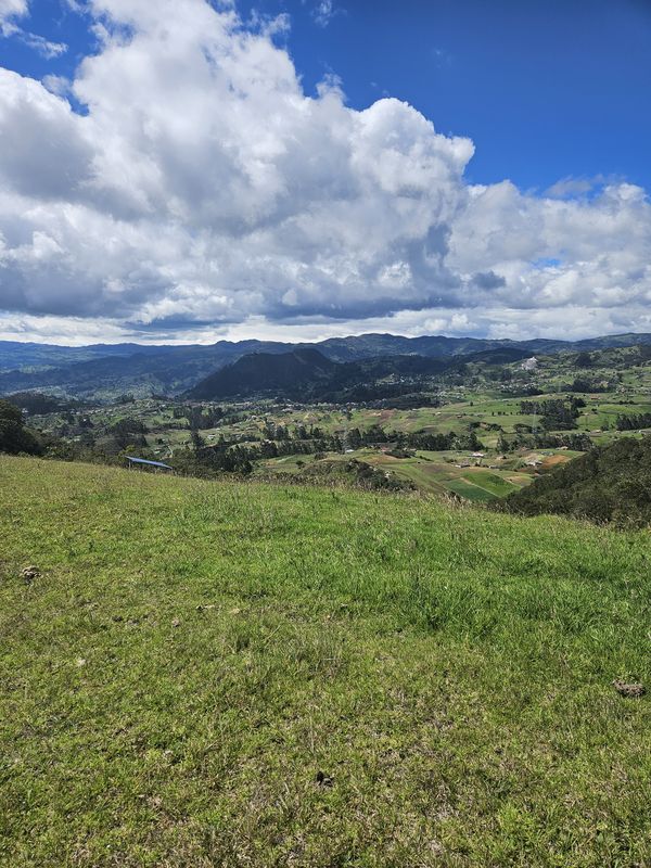 Mountains in Ecuador thumbnail