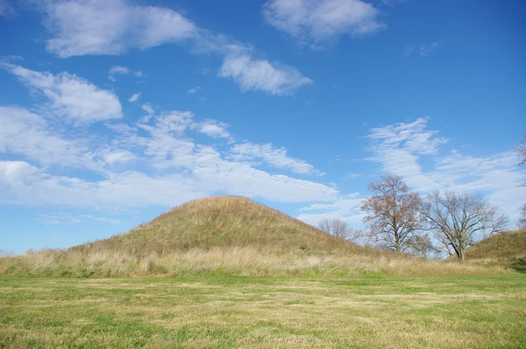 Roundtop Mound Part of Cahokia Mounds, located in Collinsville ...