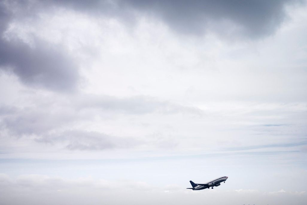 airplane takeoff
