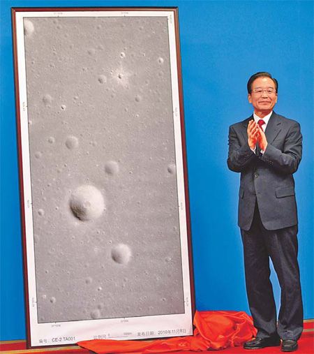 A photo of the lunar surface captured by China’s Chang’e 2 probe.