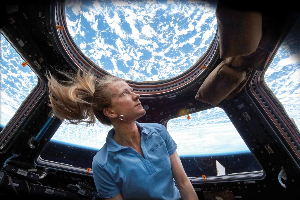 Karen Nyberg in ISS cupola