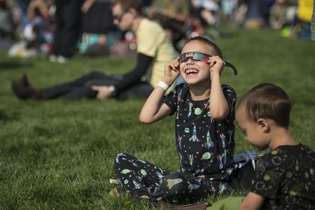 During the 2017 solar eclipse, the path of totality was just 71 miles wide. In 2024, it&#39;s expected to be 125 miles wide.