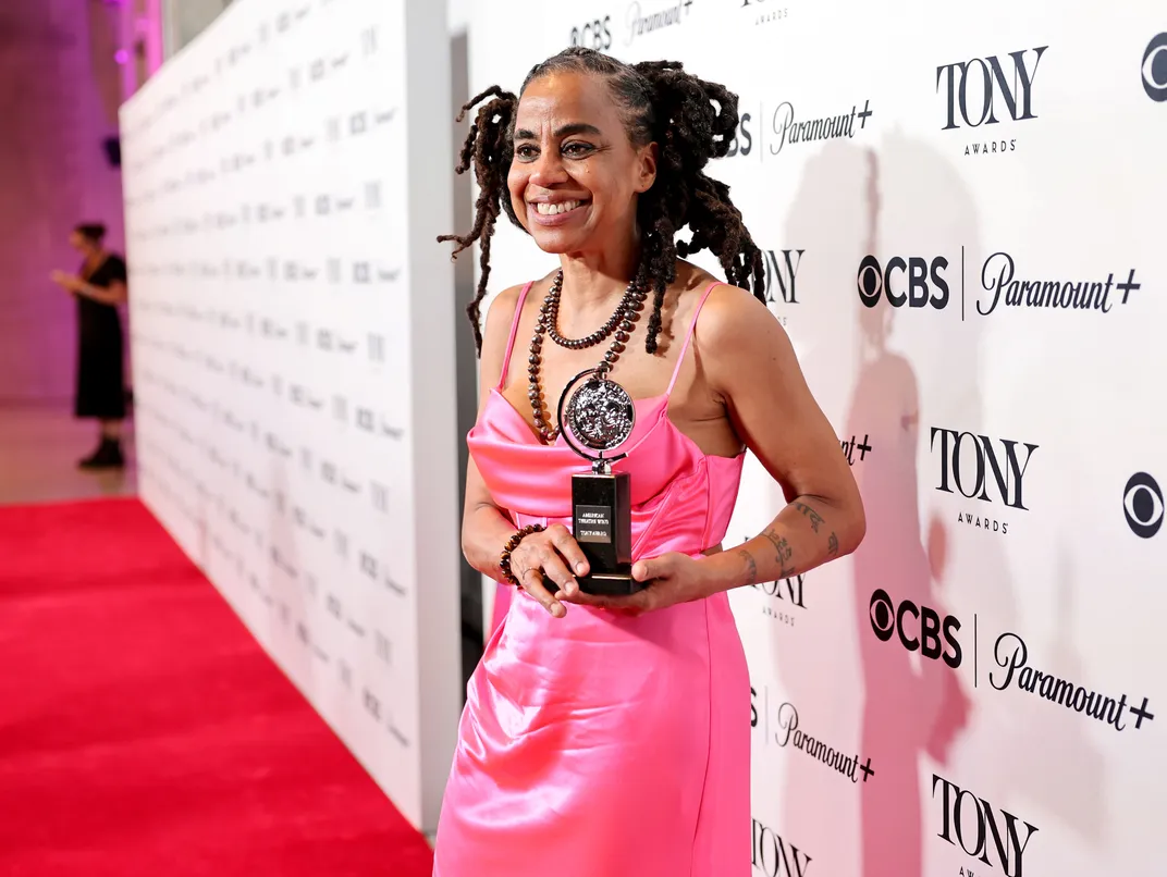 Parks poses on the red carpet at the 76th Annual Tony Awards, where she won Best Revival of a Play for Topdog/Underdog.