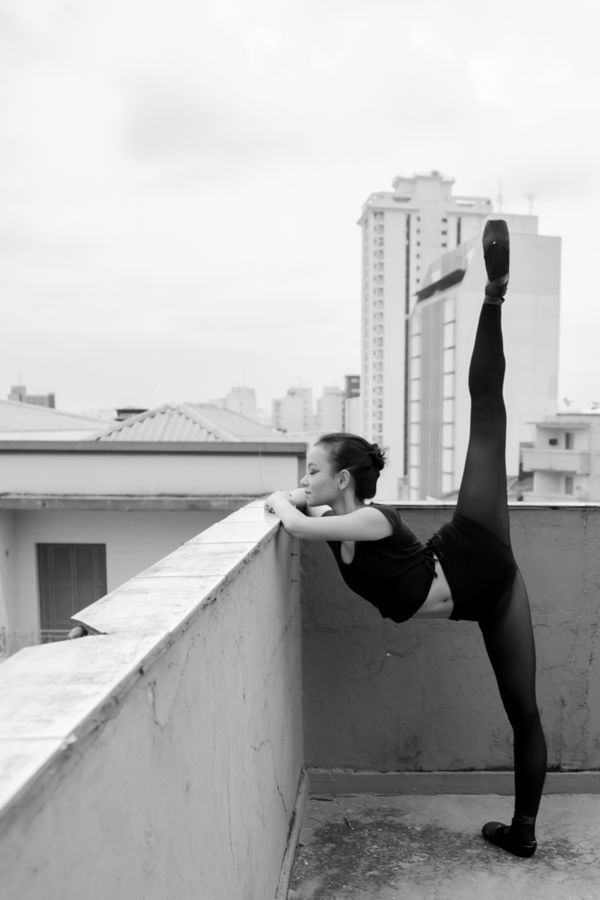 Ballerina Dreams Project - Urban Ballet thumbnail