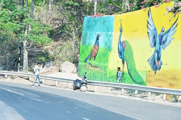 treet Art & Wildlife Mural thumbnail