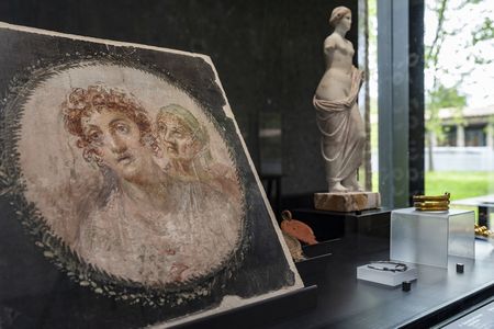Frescoes, statues, graffiti and other artifacts show the many roles and rituals of Roman womanhood.