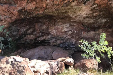 Discovered at the Yilbilinji rock shelter in northern Australia's Limmen National Park, the drawings are between 400 and 500 years old.