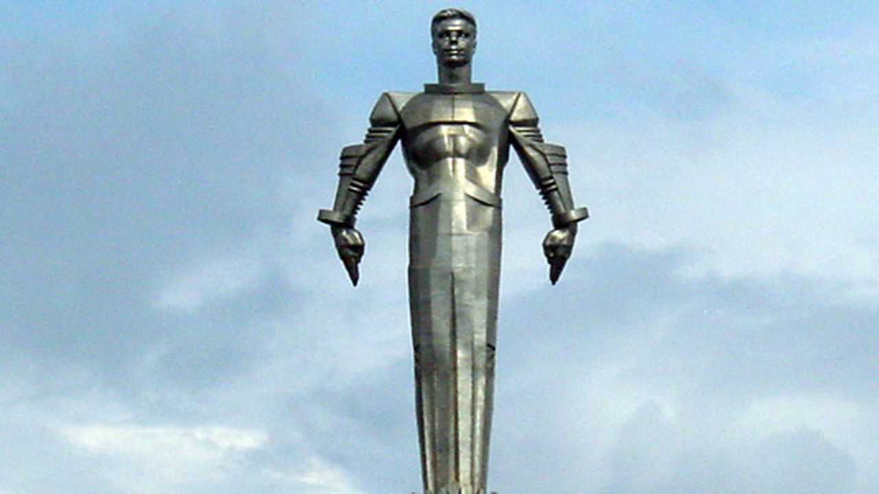 gagarin-statute.jpg