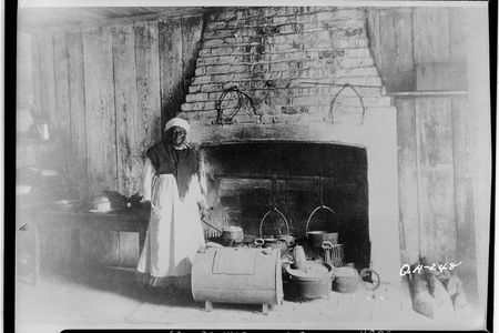 A plantation kitchen in Georgia in 1880.