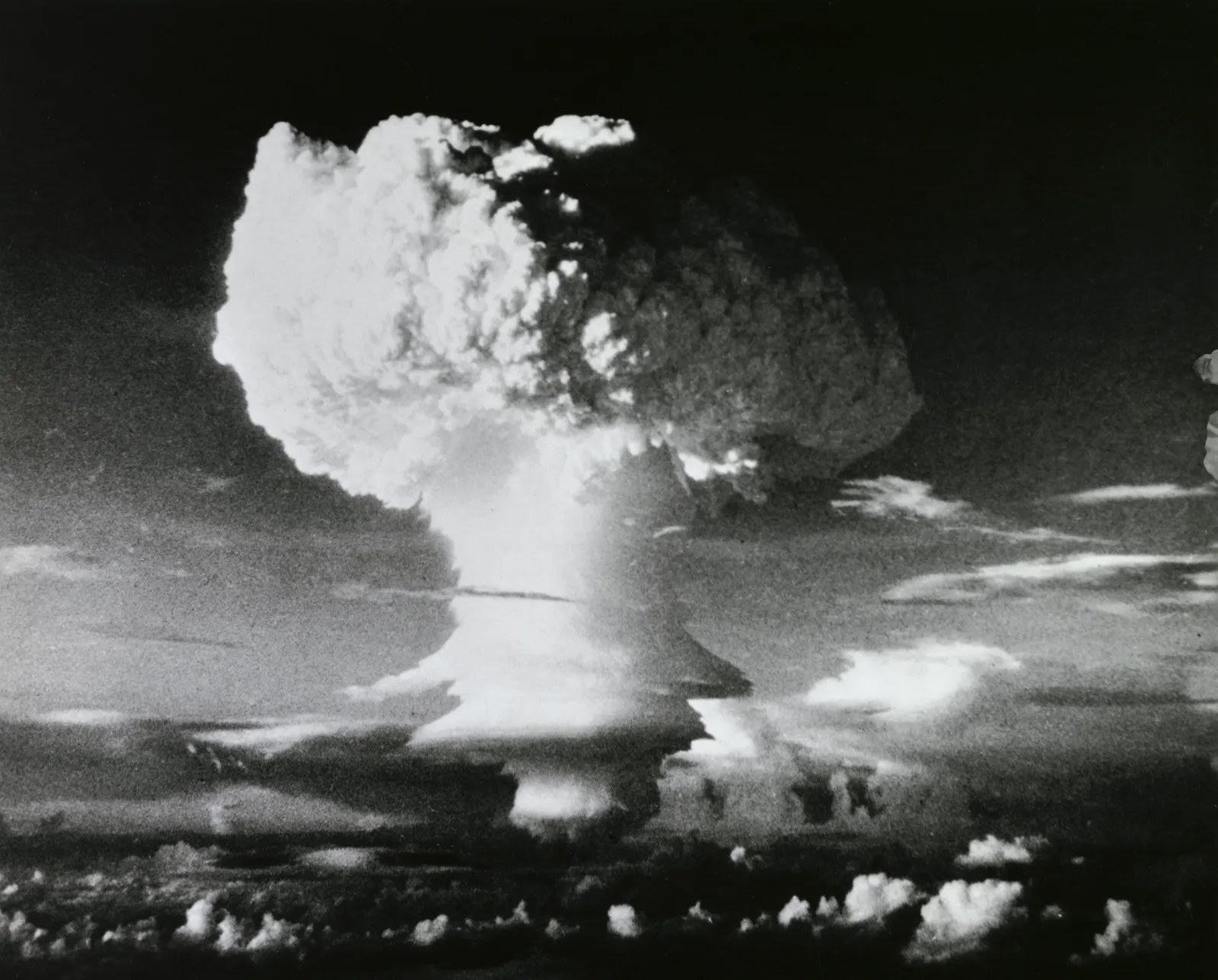 What's the Difference Between an A-Bomb and an H-Bomb?