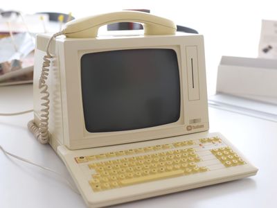A TeleGuide terminal developed in the early 1990s by Swedish phone company Televerket, with IBM and Esselte. 