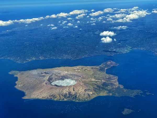 One fine day above Taal Volcano thumbnail