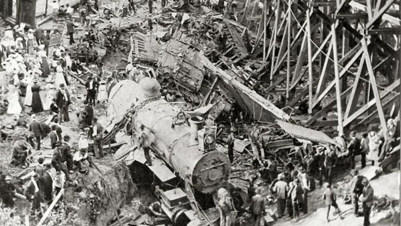 hammond_circus_train_wreck_191