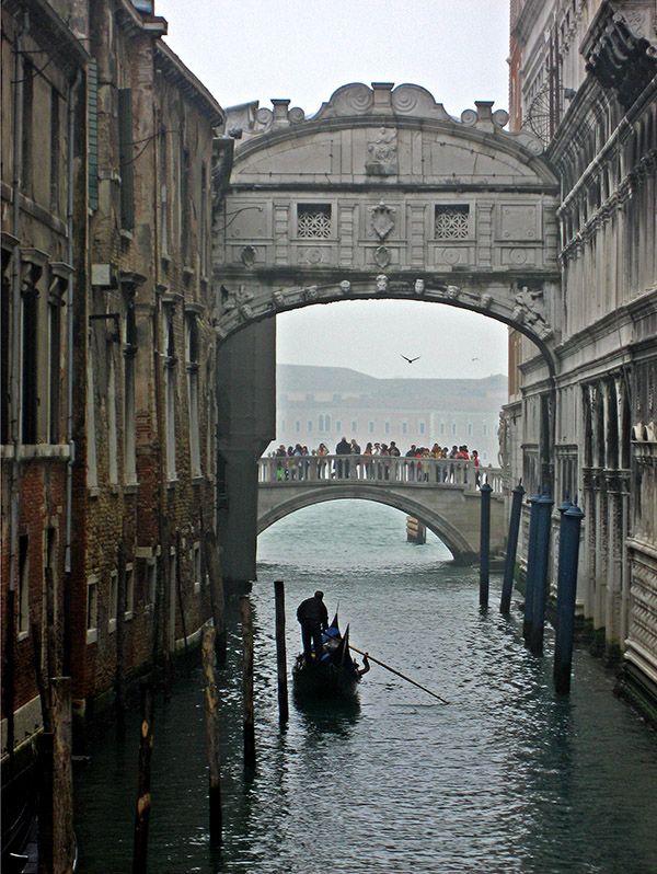 Venice: Under The Bridge Of Sighs | Smithsonian Photo Contest ...