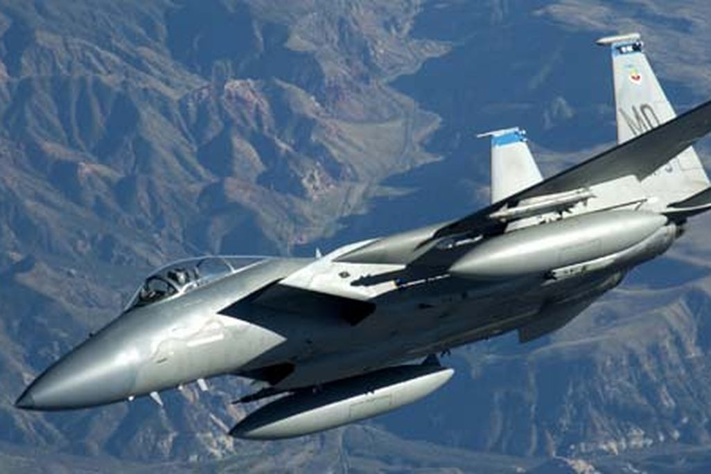 RedFlag-F15-flash.jpg