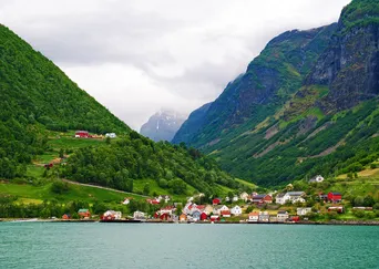 Journey Through Norway description