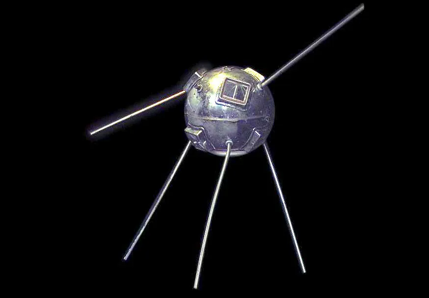The World's First Solar-Powered Satellite is Still Up There After More Than 60 Years | Smart News| Smithsonian Magazine