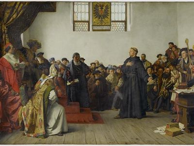 Martin Luther makes his case before the Diet of Worms