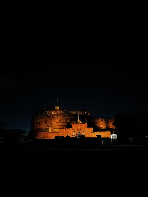 Nightime at Edinburgh Castle thumbnail