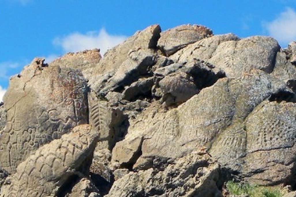Oldest-Rock-Carvings-470.jpg