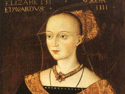 Elizabeth and Edward IV married in secret, attracting the ire of the king's advisors and most of the court