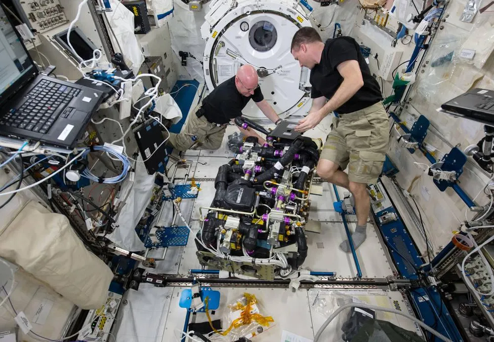 Astronauts on ISS
