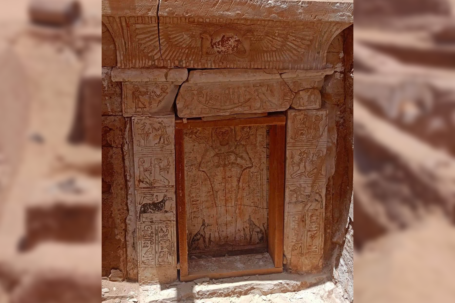 Archaeologists in Egypt Discover a Mud-Brick Tomb Featuring a Heartbreaking Elegy to an Ancient Man's Father