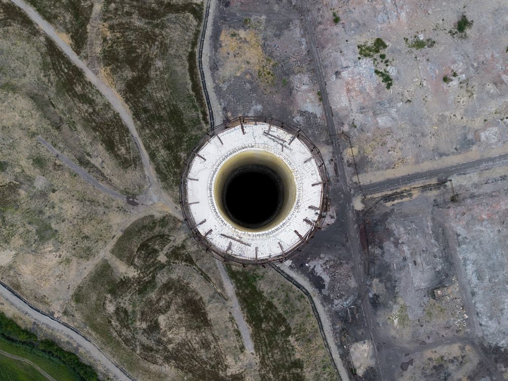 Tall Chimney | Smithsonian Photo Contest | Smithsonian Magazine