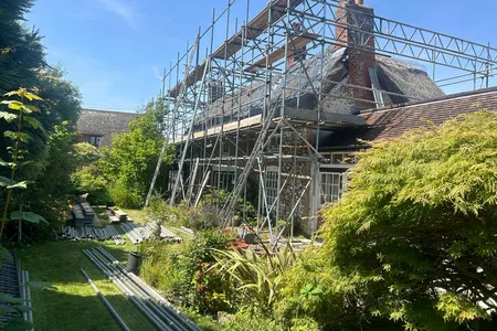To save it from collapse, crews will conduct extensive renovations at William Blake&#39;s cottage in West Sussex.